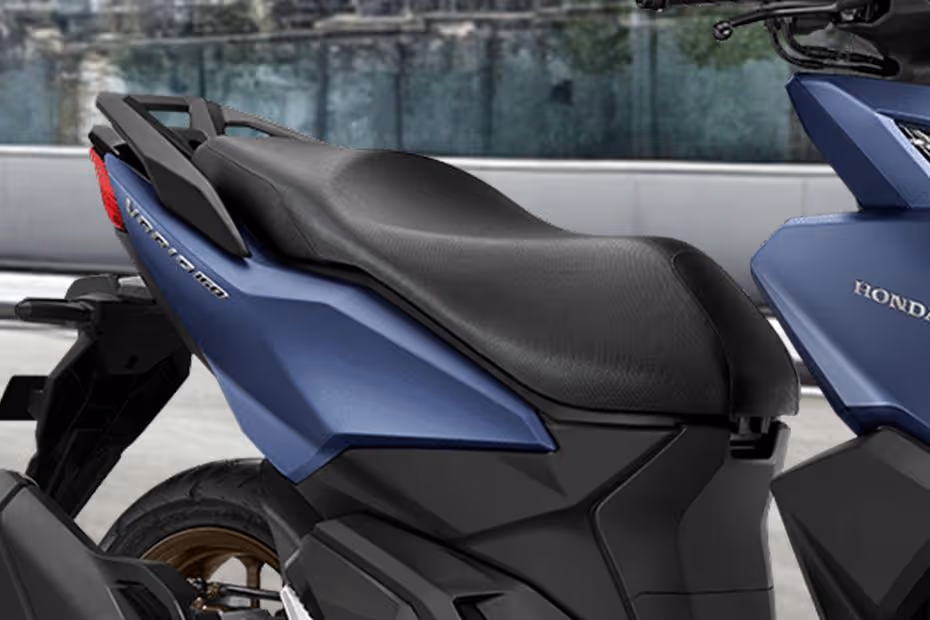 Scoopy Prestige White